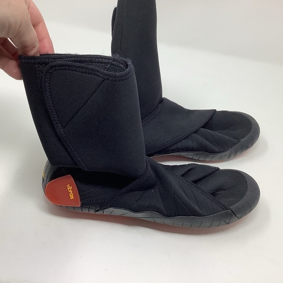 Vibram Furoshiki Neoprene Mid Boots - Picture 2 of 6